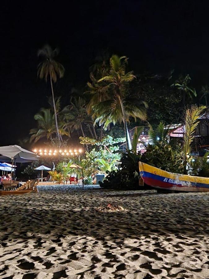 El Almendron Beach Hostel Guachaca Zewnętrze zdjęcie